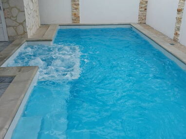 Disponible casa de 4 habitaciones con piscina. Reservas por WhatsApp 58142662 - Img 70774165