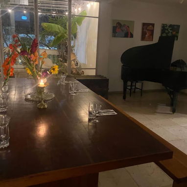 Hermosa casa de renta/galería en zona céntrica del VEDADO!!! - Img 110038220