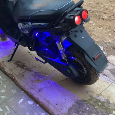 MOTO ELÉCTRICA BUHO 2 MODELO AVISPÓN 1750 USD, es de uso. - Img 123130811