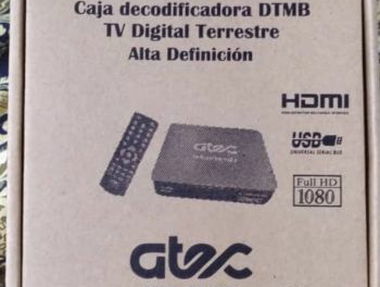 Vendo TV y Cajita Decodificadora HD Nuevos - Img main-image