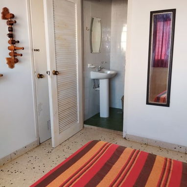 Alquiler de apartamento por tiempo indefinido en el Vedado. Renta de apartamento por tiempo indefinido 🦋 - Img 125869899