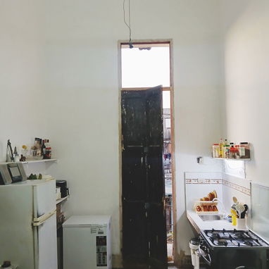 Propiedad en la Habana Vieja en los altos de una biplanta con azotea independiente. - 6/7