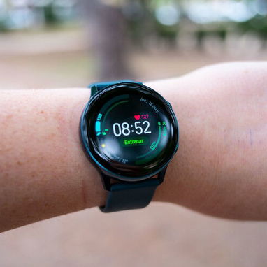 RELOJ SAMSUNG GALAXY WATCH ACTIVE 1 DE 40MM EN COLOR NEGRO (NUEVO EN CAJA) -- 110 USD - 2/4