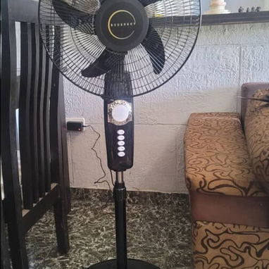 Ventilador recargable Negro marca Rudenkov Precio $75 usd Transporte Incluido Factura y garantía - Img 125156214