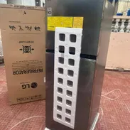 Refrigerador LG 12.2 pies  Trae regulador de voltage  transporte incluido dependiendo del lugar - Img 55354920