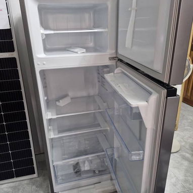 Refrigerador Hisense 7.3 pies con dispensador. - 2/2