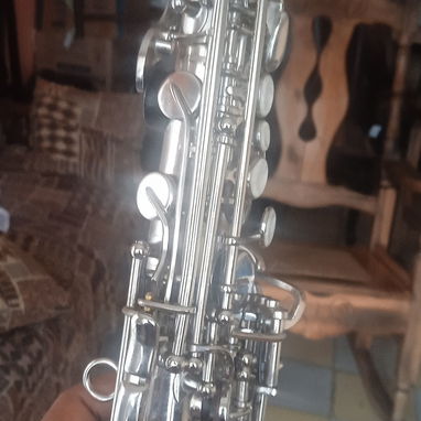 Saxofón - Img 124687578