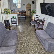 apartamento en planta alta, ubicado en un íntimo edificio de solo 4 unidades en la tradicional Avenida 19. - Img 57669676