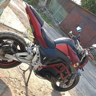 Vendo mi moto deportiva - Img 121458374