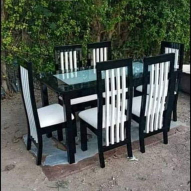 ✓comedor de madera sólida . Disponible - 6/6