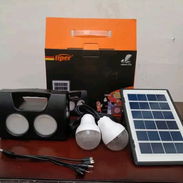 Lámparas recargable más 2 bombillos mas panel solar - Img 58298609