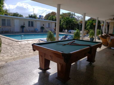 Se renta casa con piscina a sólo 100 m de la playa de Boca Ciega, 7 habitaciones climatizadas 52463651 - Img 37993921