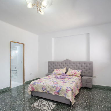 Alquiler de apartamento por noches en Playa. Alquiler de casa por tiempo indefinido en el Nautico - 8/9