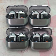 AUDÍFONOS SAMSUNG GALAXY BUDS 3 - Img 56963563