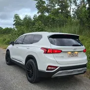 Hyundai Santa fe 2020 motor de 2.4 Todo listo para traspaso. Llamar al 58873843. no negocio - Img 57862456