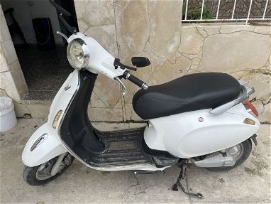 Se vende moto eléctrica con batería nueva - Img main-image-46176259