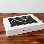 MacBook Pro (2025) Chip Apple Silicon M5. 16GB RAM. 1TB. Pantalla 14". Negra Sellada en caja - 53226526 / App Móvil Shop - Img 56155255