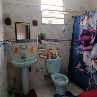 🏠 Venta de Casa independiente en La Hababa, Boyeros, reparto Berenguer (Callejón de Jibaro) 💰35.000 USD - 6/10