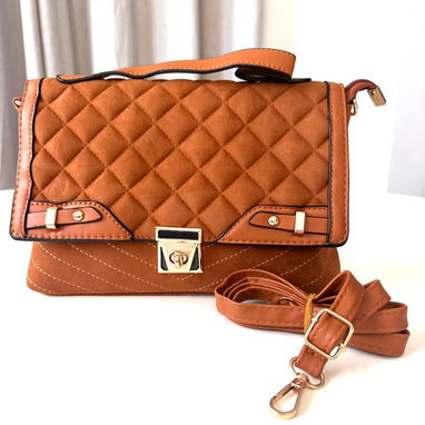 Hermosos Bolsos. Precios en cada foto. Tienda física en la La Vibora. Mensajería disponible. Varios tipos de pago - Img 120977828