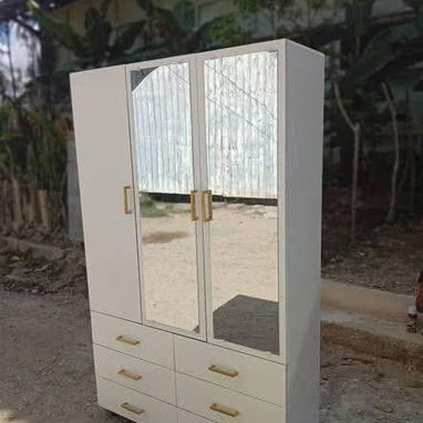Muebles de melamima trabajamos por encargo , mensajería gratis en toda la Habana, llamar o escribir 58231474 - 9/10