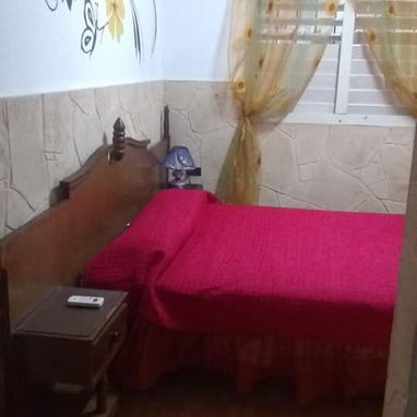 SE RENTA CASA DE 4 HABITACIONES A 5 CUADRAS DE LA PLAYA DE GUANABO. CON PISCINA.54026428 - Img 121123433