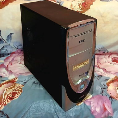 Vendo torre de pc - Img 124170961