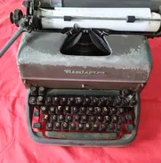 Maquina de escribir Remington - Img 49332468