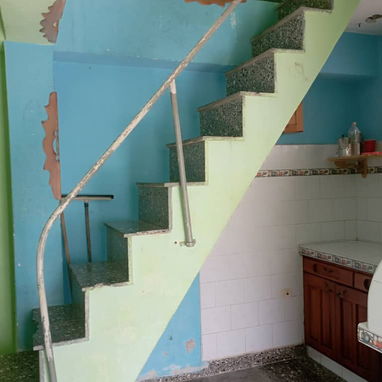🏡*153-Venta de Casa puerta de calle de 3 plantas en Guanabacoa cerca del Parque*  ⌚️*Visitas con antelación, la casa no - 4/10