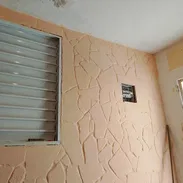 Venta de Casa en Centro Habana *CARACTERÍSTICAS* * Puerta Calle * 3 Plantas * 3 cuartos * 2 baños e - Img 56466627
