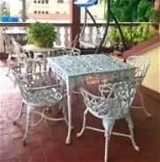 Mesas de aluminio fundido para exterior. Varios colores de esmaltes a elegir - Img 45724956