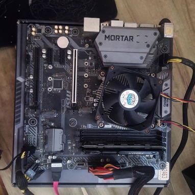 VENDO O CAMBIO PC (también vendo por separado) ✅Kit: Board B360M mortar MSI + i5-9600K + 16GB RAM a 2400MHz + Disipado - Img 124578931
