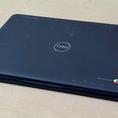 Mini Laptop Dell 8 horas de batería. - 4/5