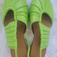 15 usd. Sandalias marca PIMV - Img 56789200