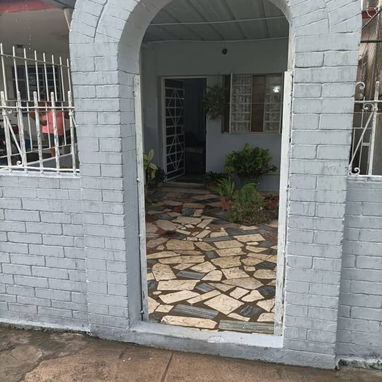 Se vende casa en la ceiba municipio playa de dos cuartos 24000 usd - Img 121249916
