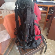 Mochila de viaje de uso en perfecto estado - Img 57913368