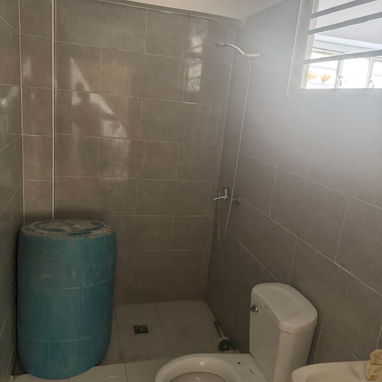 Apt 1 cuarto frente calle bajos y portal por 60y31 en 20mil 535823877 - Img 121776225