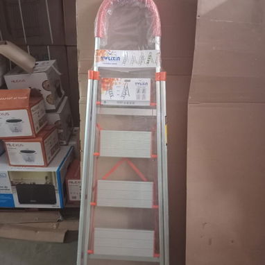 ESCALERAS DE TIJERA DE 3 Y 4 PASOS, ENTREGA DE FACTURA, VARIEDAD DE ÚTILES DEL HOGAR, ARTÍCULOS DE FERRETERÍA, ETC - Img 116855574