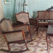Diferentes muebles antiguos - Img 45507664