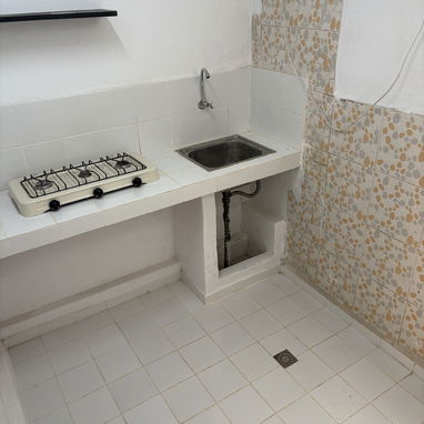 Se venden dos apartamentos, en el Vedado - 7/10