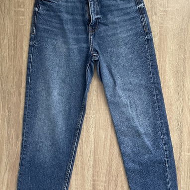 Pantalones Zara y Levi’s - Img 121182102