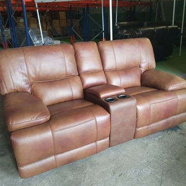 Sofá reclinable de 2 plaza comunícate con Pedro - Img 112297454