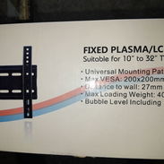 Soporte de pared fijo para Tvs LCD/ Plasma hasta 40Kgs de peso - Img 57776126
