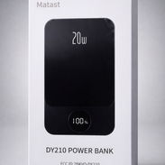 Power bank¡ENERGÍA EXTRA, SIN DEJAR DE USAR TU CELULAR! 📱🔋 El power bank magnético portátil con 10,000 mAh - Img 56974804