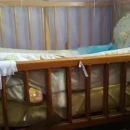 Cuna de bebe, con su colchon. Todo en perfecto estado - Img 55550253