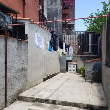 Se vende o se permuta - Img 120696870