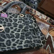 Bolsos nuevos - Img 50375851