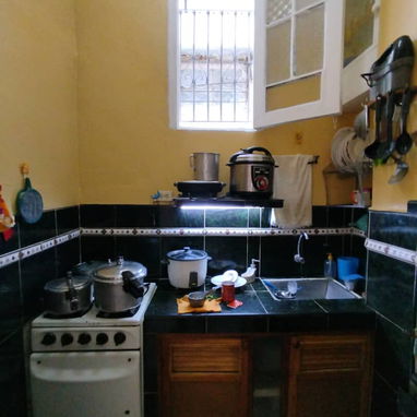 Apartamento frente calle en el vedado - Img 122398852