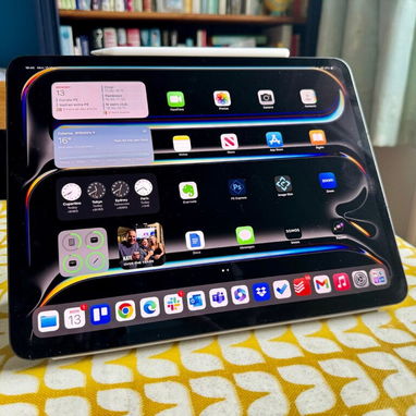 IPAD PRO ( M4 ) 13 PULGADAS Y 256GB (WIFI + CELULAR Esim) SELLADA EN CAJA -- 1270 USD - 2/2