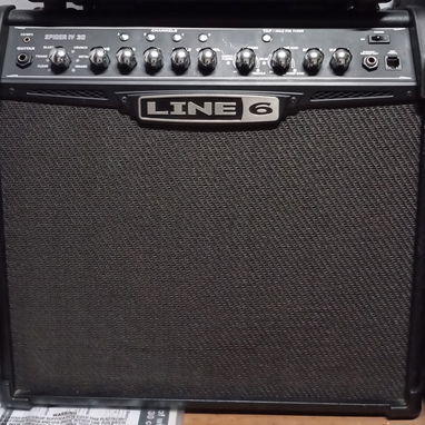 Amplificador de Guitarra Line 6 Spider IV 30 - Img 96377450