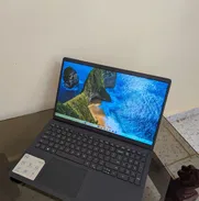 Dell Inspiron 3520 - Img 50217228